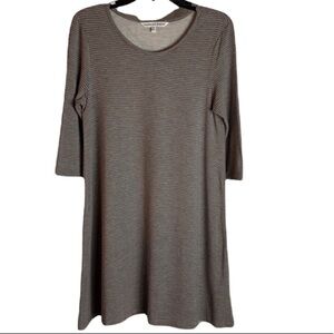 🌸2/$25 Cupcakes and Cashmere Grey Red Mini Striped Dress